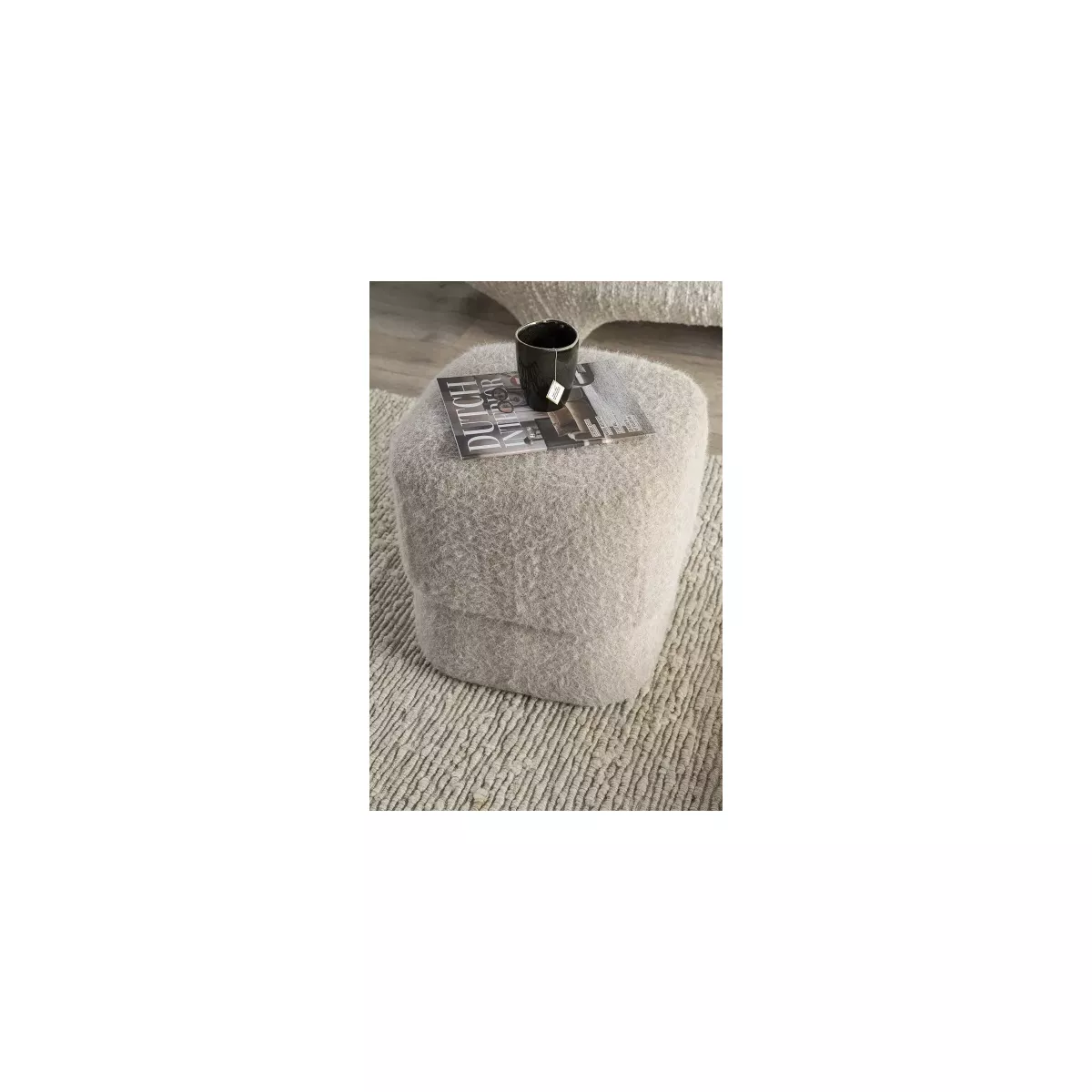 POUF TISSU EFFET LAINE BEIGE