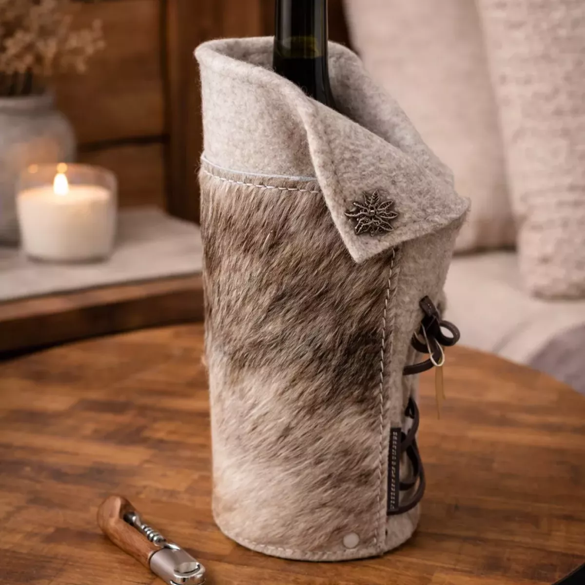PORTE BOUTEILLE FEUTRE DE LAINE ET PEAU DE VACHE