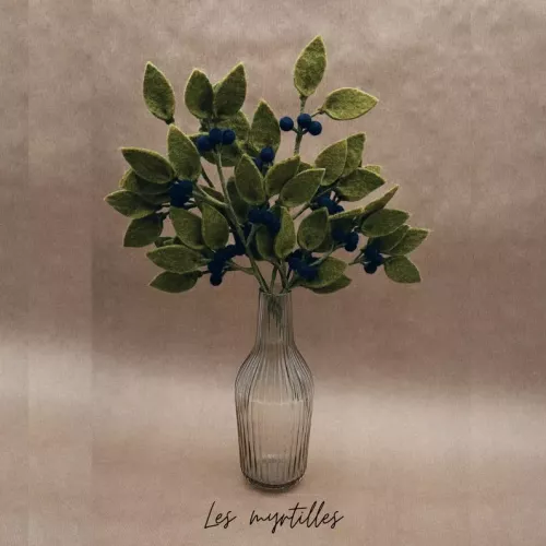 BRANCHE DE MYRTILLES EN FEUTRINE