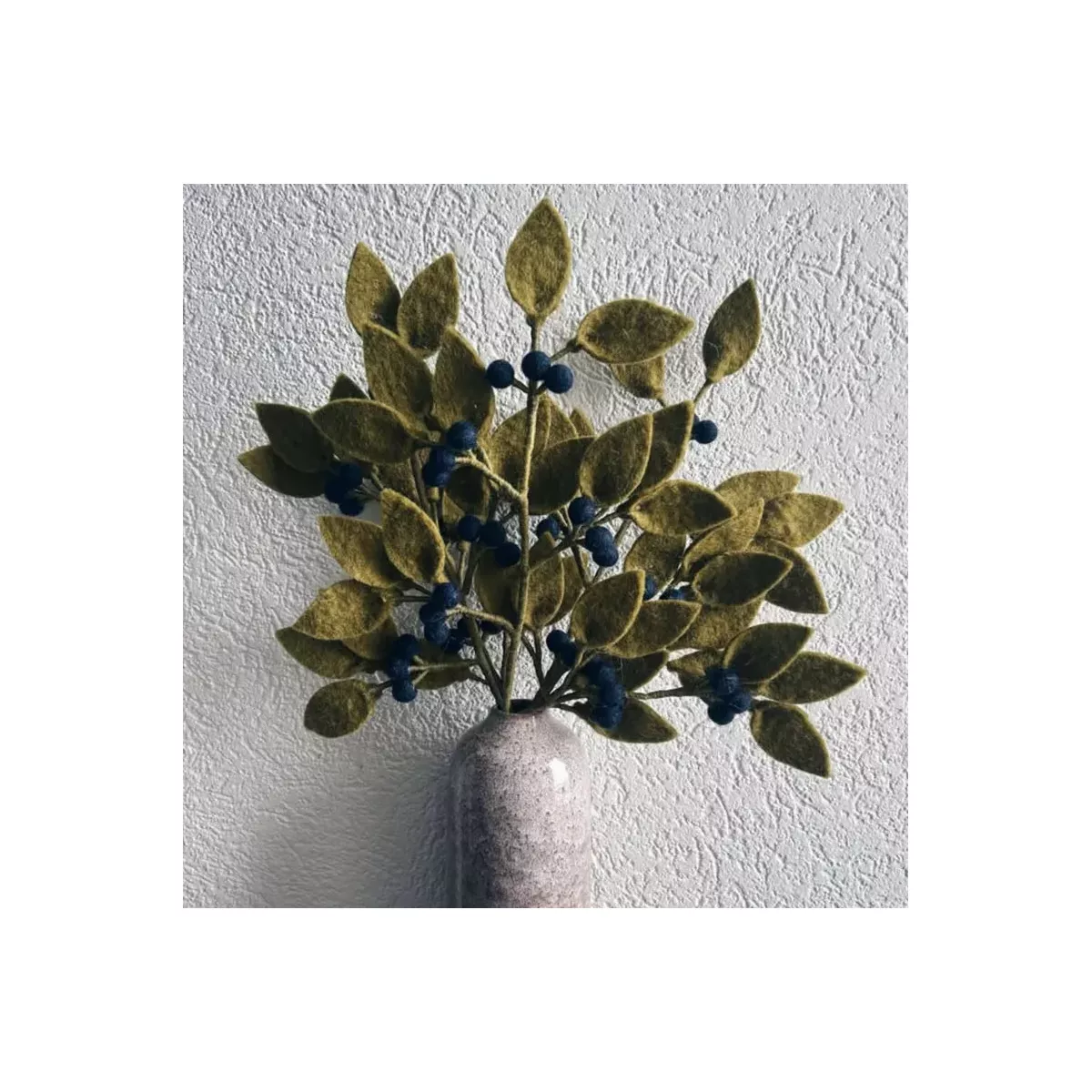 BRANCHE DE MYRTILLES EN FEUTRINE