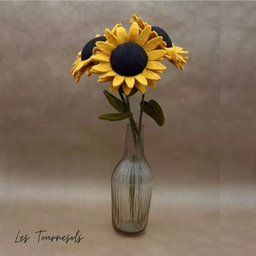 BRANCHE DE TOURNESOL FEUTRINE