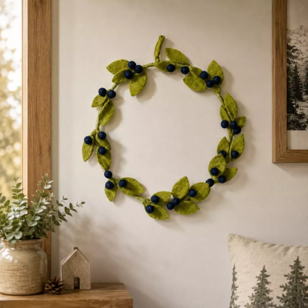 COURONNE MYRTILLE EN FEUTRINE