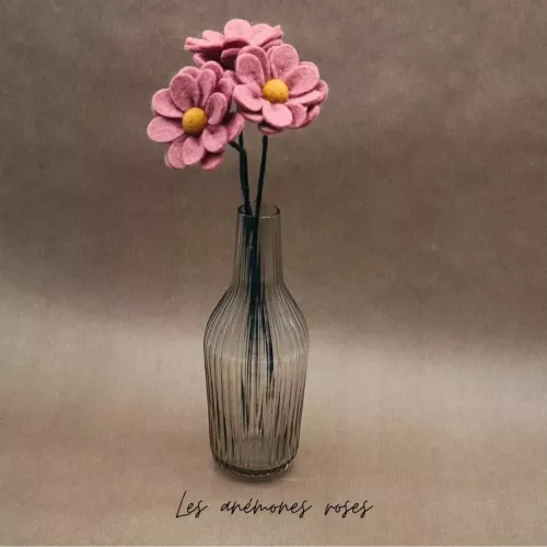 BRANCHE D'ANÉMONE ROSE
