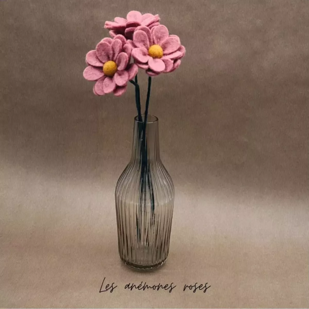 BRANCHE D'ANÉMONE ROSE