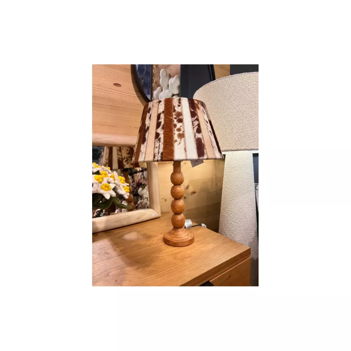 Pied de lampe en bois de manguier