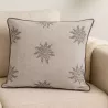 COUSSIN TISSU EDELWEIS GRIS CLAIR 50X50 CM