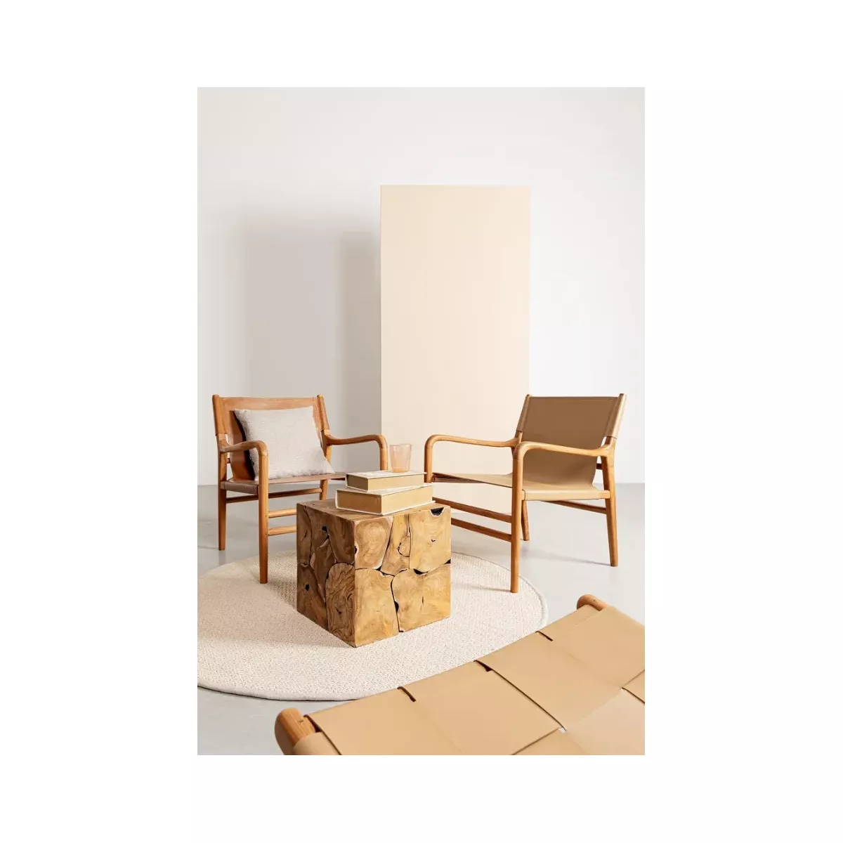 TABLE BASSE EN RACINE DE TECK