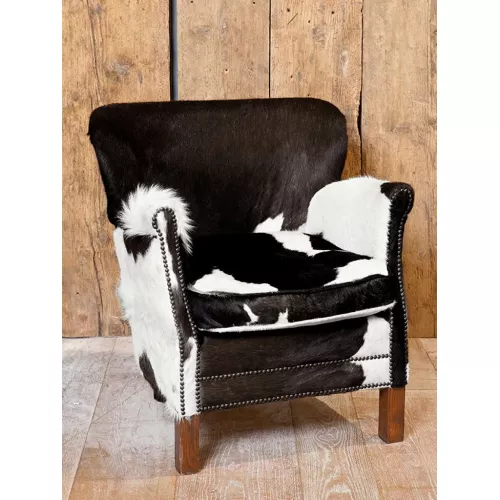 FAUTEUIL EN PEAU DE VACHE