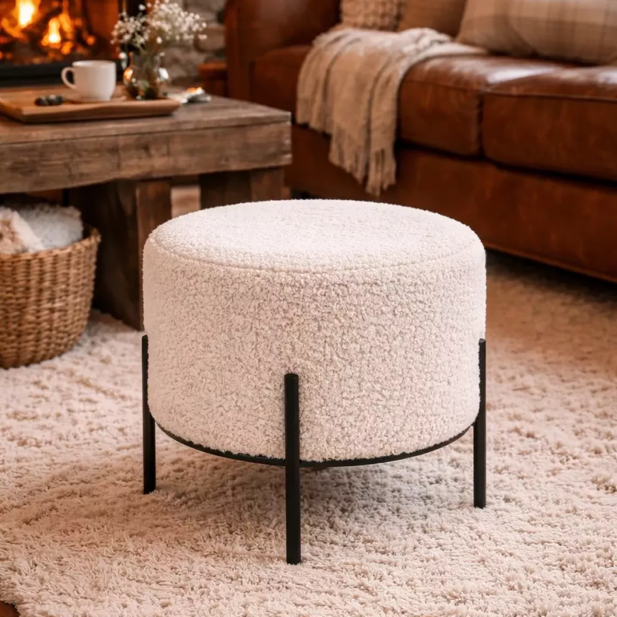 POUF BOUCLETTE BLANC PIED METAL