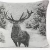 COUSSIN CERF EN FORÊT 60X60 CM