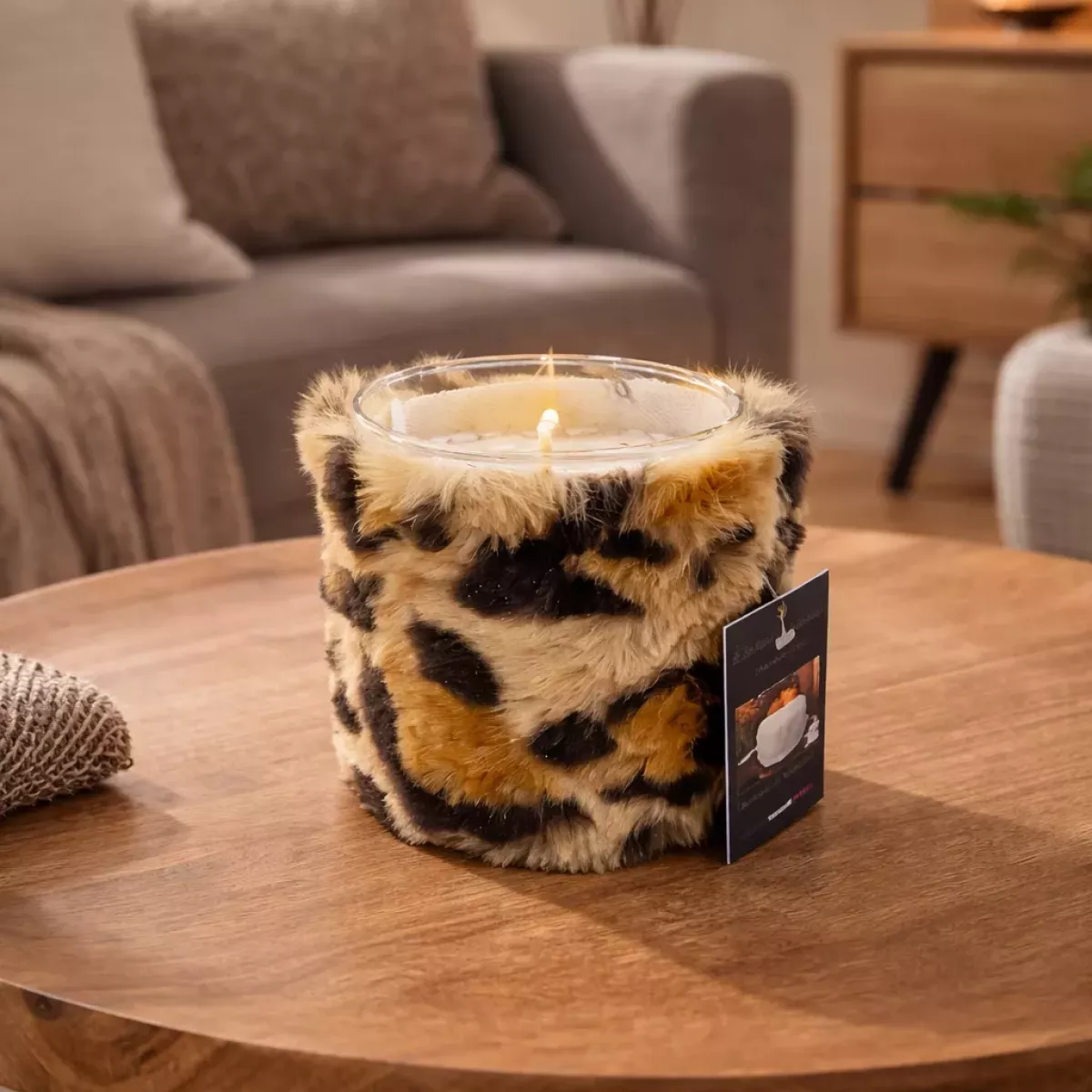 BOUGIE PARFUMÉE AVEC HOUSSE FAUSSE FOURRURE LEOPARD