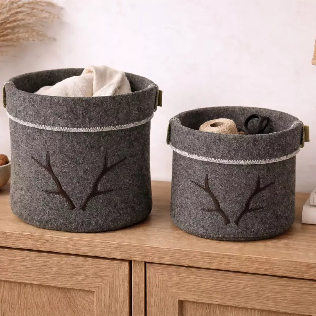 CORBEILLES TETE DE CERF TAUPE